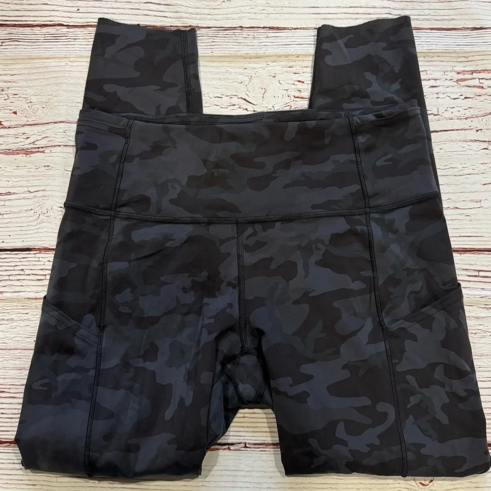 Lululemon Fast and Free Tight Il 25